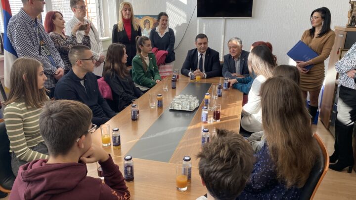 U Gradskoj opštini Medijana uručene stipendije i nagrade talentima Komisije Sveta Petka