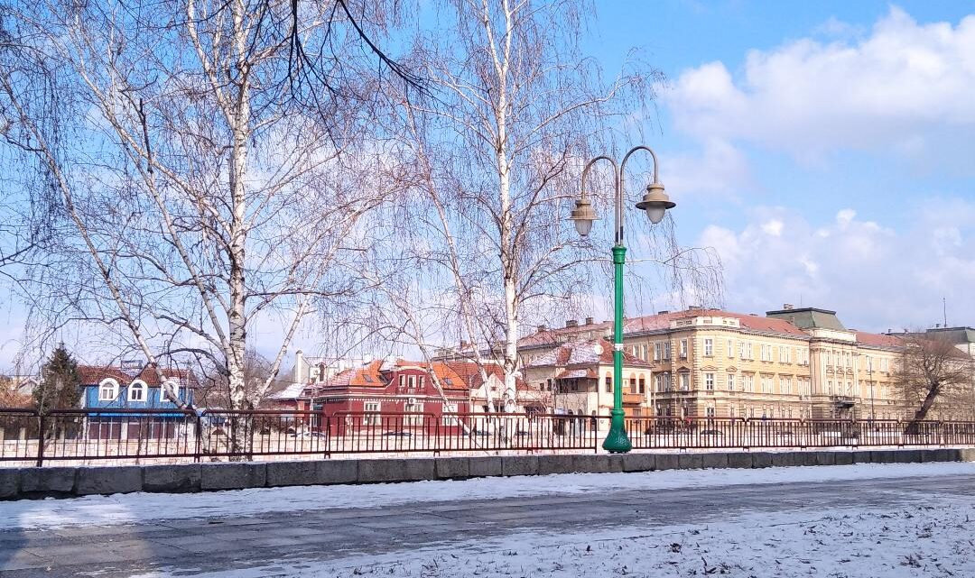 OTEŽANI USLOVI VOŽNJE ZBOG  STANJA NA PUTEVIMA