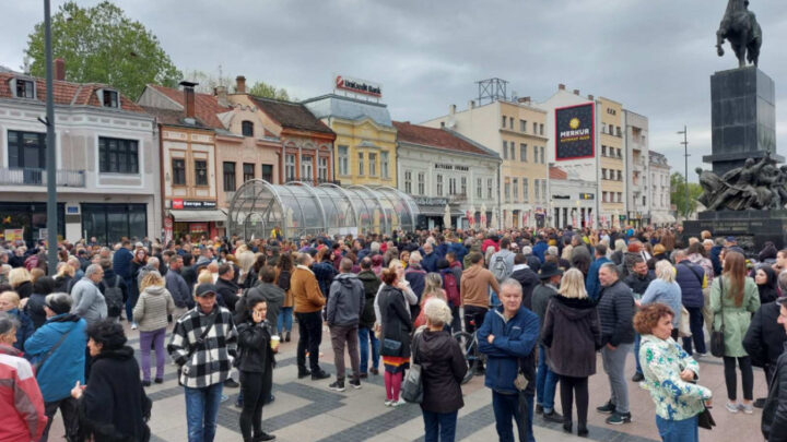  U Nišu održan protest „Srbija protiv nasilja“