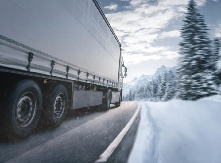 Rumunija: Zbog snežne mećave zatvoreni su državni putevi u istočnoj Moldaviji